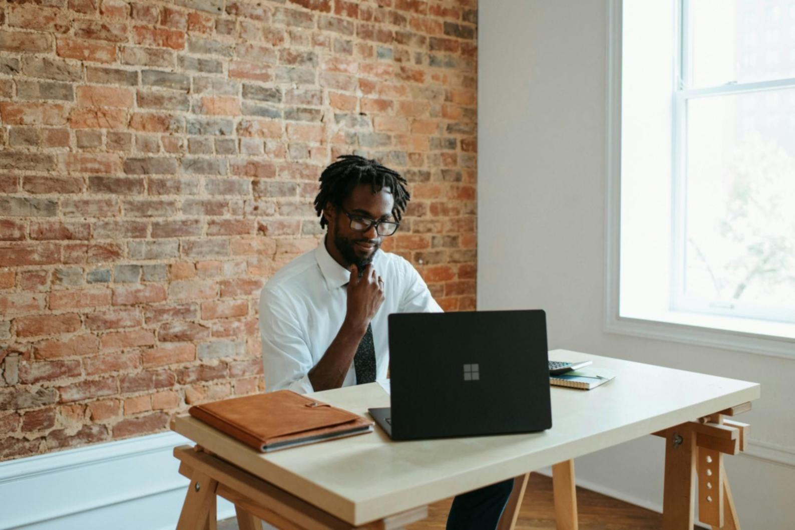 Financial dashboard interface showing real-time business metrics and automated data visualization